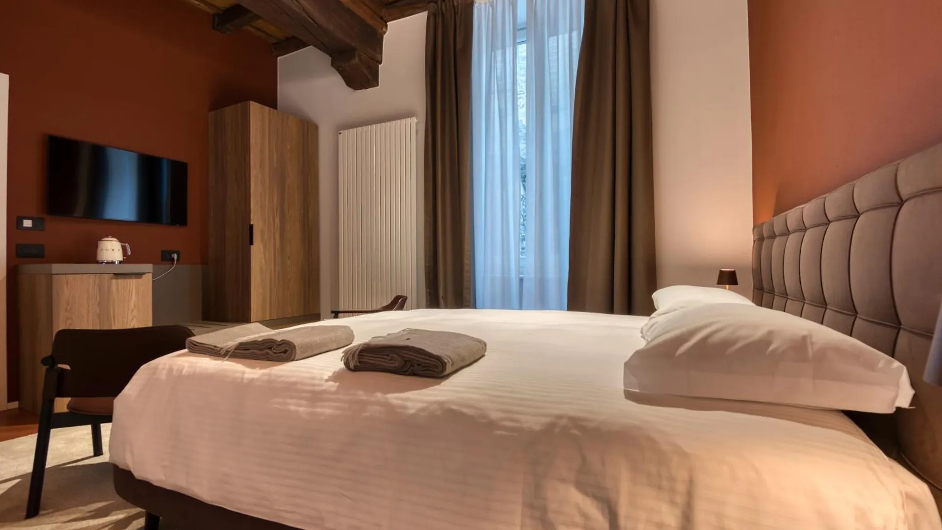 Le Torri Suites Bergamo 0*,  Italy