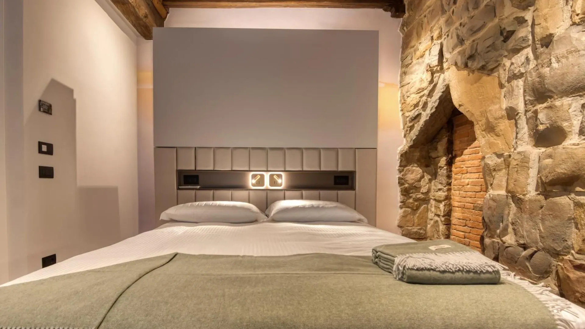 Le Torri Suites Bergamo 0*,