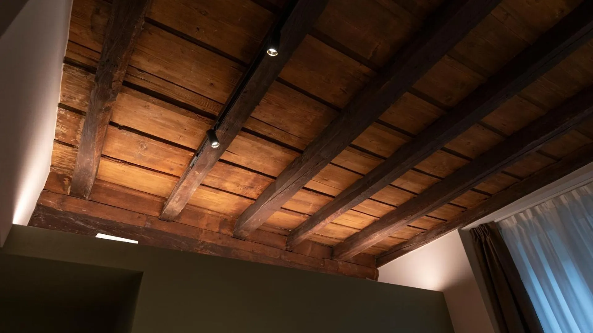 Le Torri Suites Bergamo 0*,  Italy